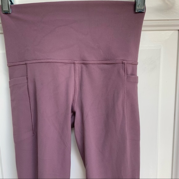 New Athleta Salutation Stash Pocket II Capri - Picture 6 of 8